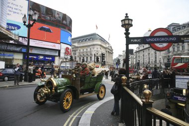 London to Brighton Veteran Car Run clipart