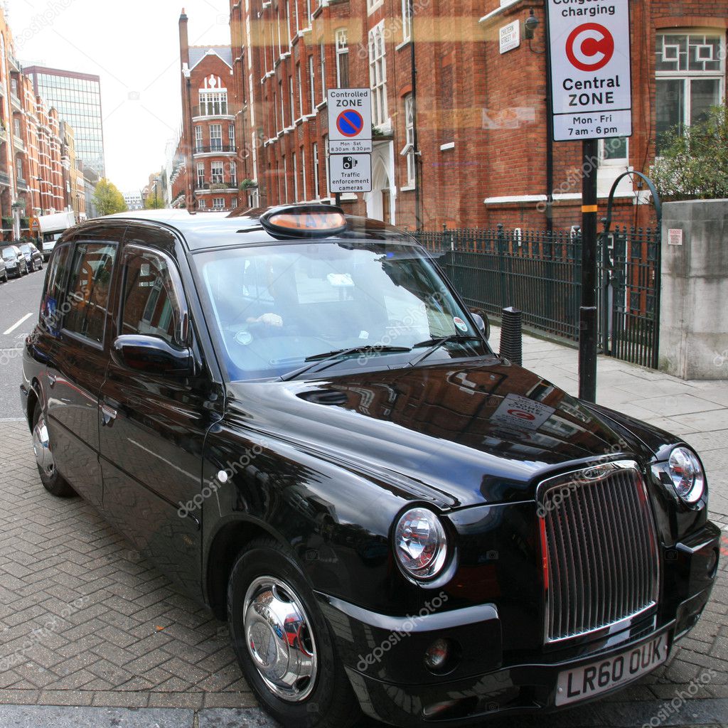 LONDON TAXI – Stock Editorial Photo © anizza #9743088