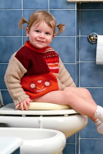 A WC a gyermek — Stock Fotó