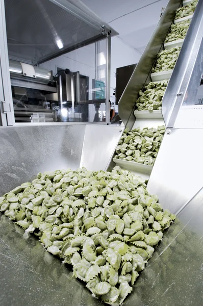 La industria de la pasta fresca —  Fotos de Stock