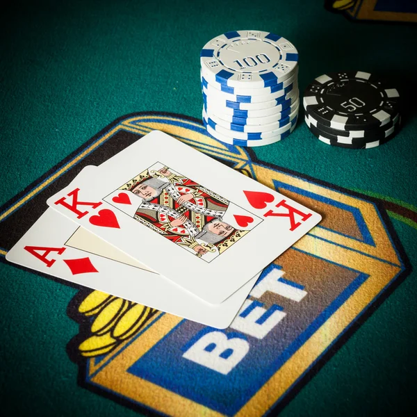 Winning with ace and king in casino — Stock Photo, Image