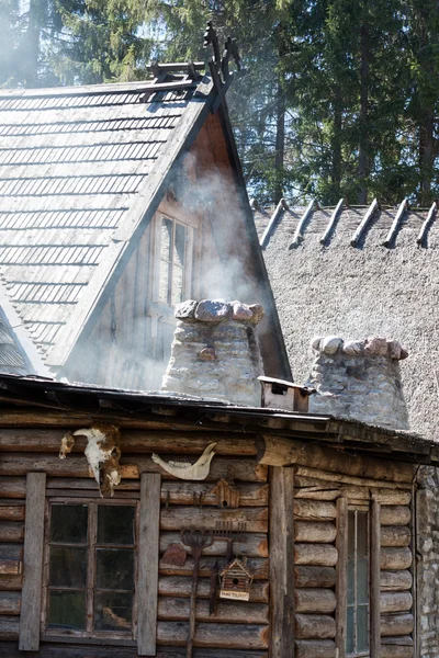 Eski köy evi — Stok fotoğraf
