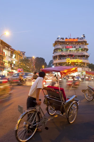 'S avonds in Hanoi de oude kwartaal — Stockfoto