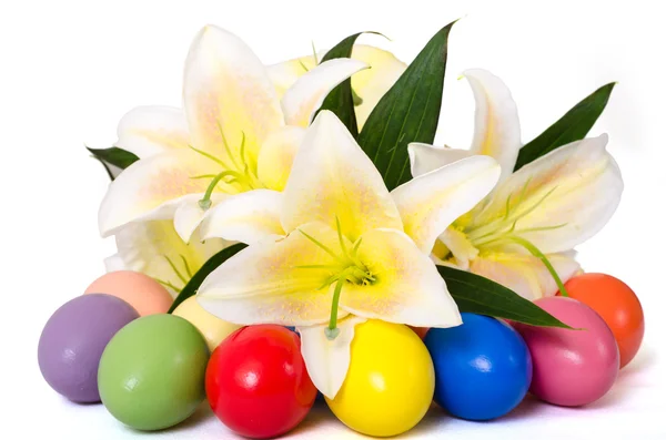 Velikonoční vajíčka a lily Royalty Free Stock Obrázky