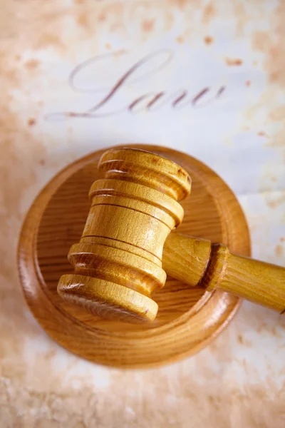 Judges gavel with very old paper — Stock Photo, Image