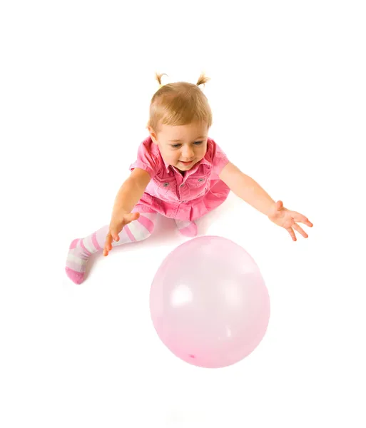 Мила дитина з кулькою — стокове фото