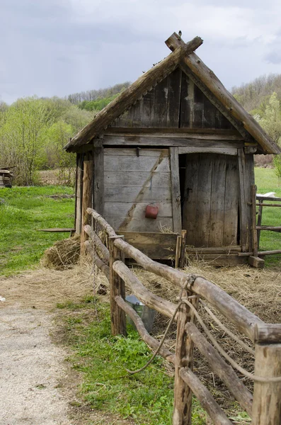 Casa tradicional da Europa Oriental — Fotografia de Stock