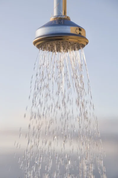 Detalhe de um chuveiro de água — Fotografia de Stock