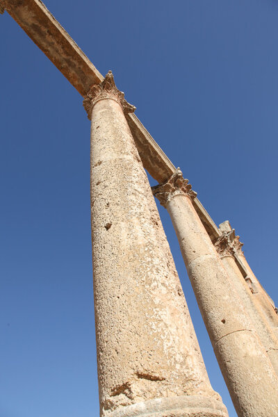 Beautiful perspective of the Roman Columns of Cardo Maximus in ancient Jerash city