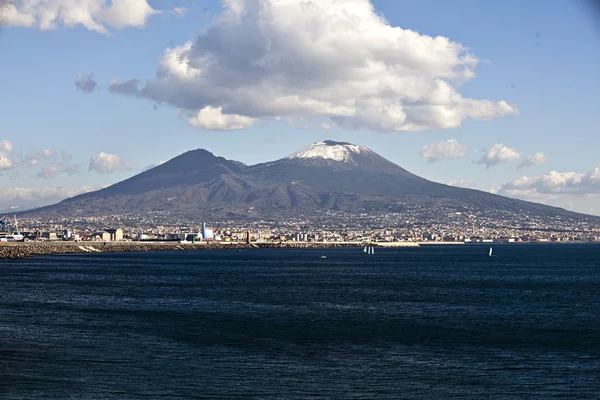 stock image Vulcano Vesuvio con la neve