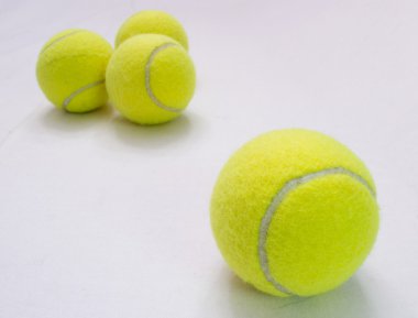 Tenis topu