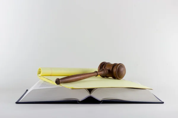 Gavel Atop Legal Texts — Stock Photo, Image