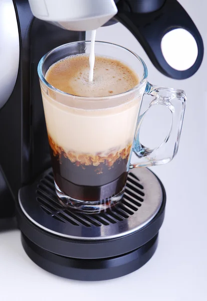 Koffie latte in het glas — Stockfoto