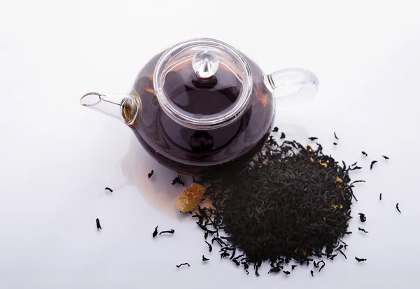 Teapot full of tea — Stock Photo, Image