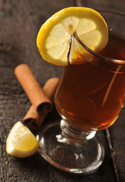 Ohřívání čaje — Stock fotografie