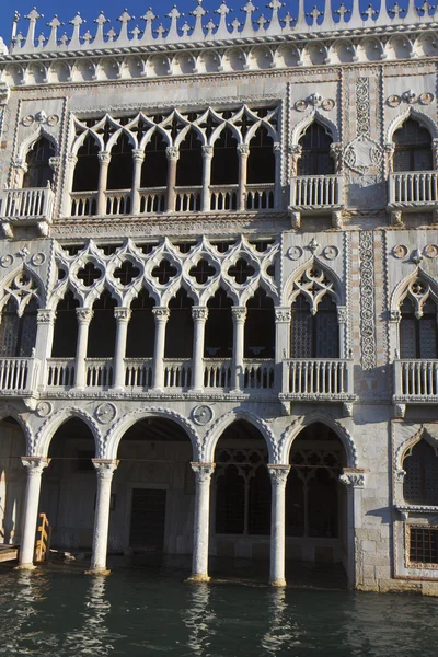 Fasada pałacu ca d'oro, Wenecja. — Zdjęcie stockowe