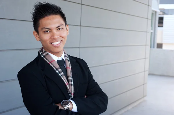 Tineri asiatice om de afaceri — Fotografie, imagine de stoc