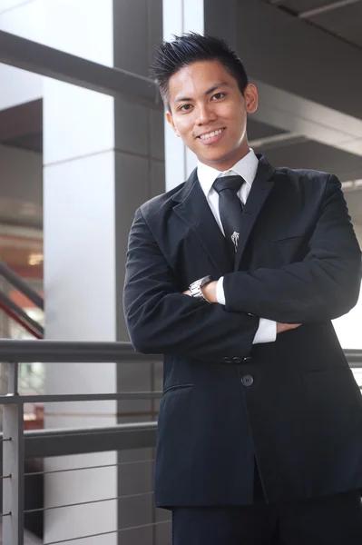 Jonge Aziatische zakenman — Stockfoto