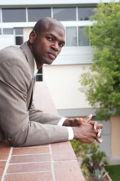 Portrait d'un homme d'affaires afro-américain — Photo