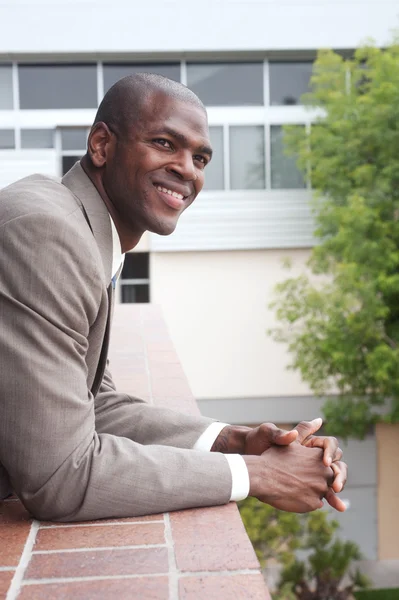 アフリカ系アメリカ人の実業家の肖像画 — ストック写真