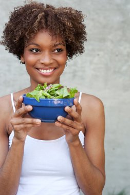 salata çok Afrikalı-Amerikalı kadın