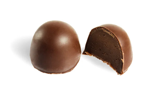 Beyaz arkaplanda izole edilmiş çikolata şekeri — Stok fotoğraf