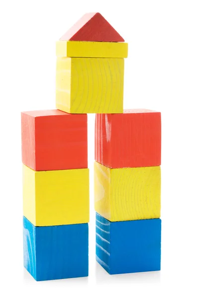 Gebouw uit houten blokken speelgoed — Stockfoto
