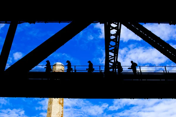 悉尼港湾大桥上登山者 — 图库照片