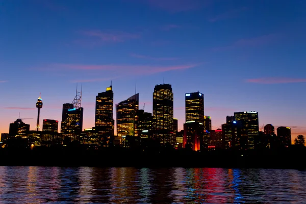 Sydney skyline by night — Stockfoto