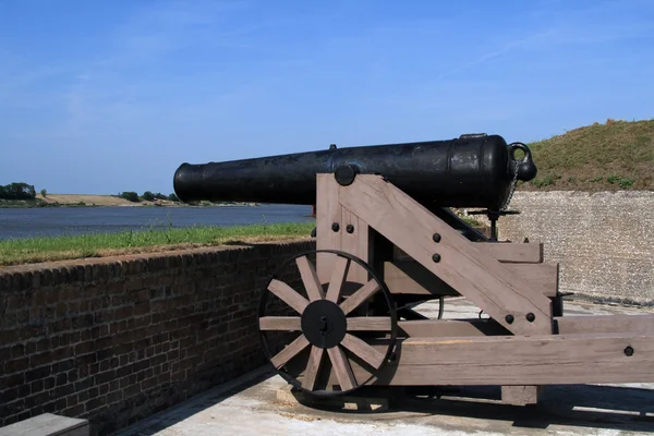 Cannon on ramparts — Stock Photo, Image