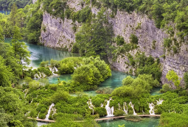 Cascadas en Plitvice, Croacia . Fotos de stock libres de derechos