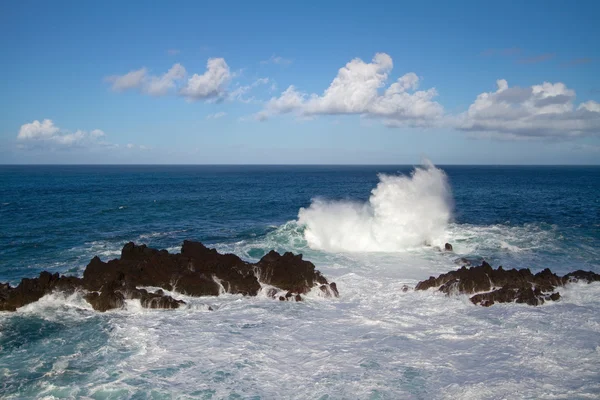 stock image Breaking waves in the Atlantic ocean.