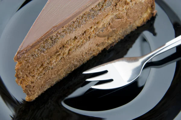 银叉的巧克力蛋糕 — 图库照片