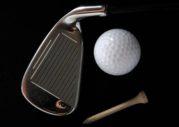 Golfklubba och golfboll — Stockfoto