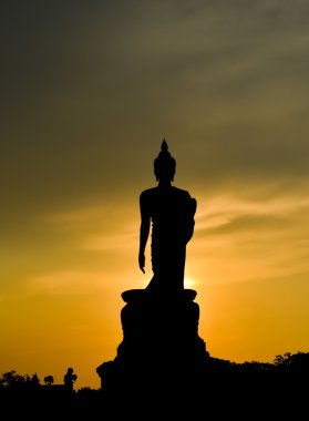 Dev Buda heykeli