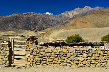 Nepal'de kırsal stonewall