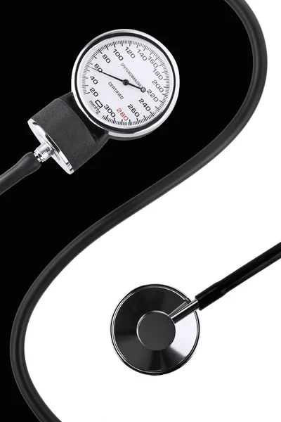 Sphygmomanometer และสมดุลของสเตโตสโกป — ภาพถ่ายสต็อก