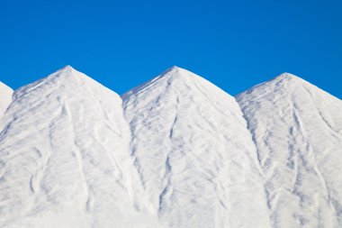 deniz tuzu saklanan üç Dağları