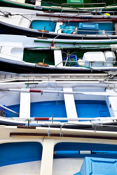 Fishing boats — Stock Photo, Image