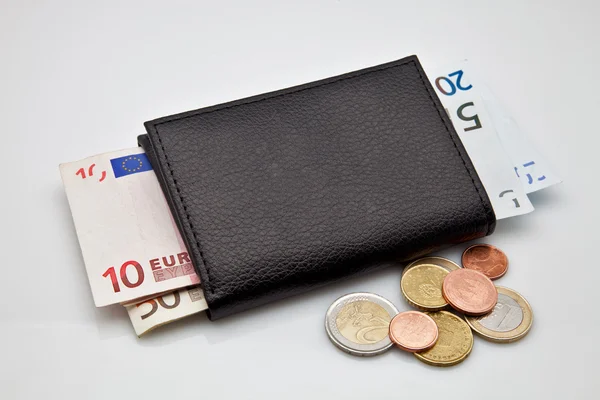 Svart läder plånbok med kontanter gjorde — Stockfoto