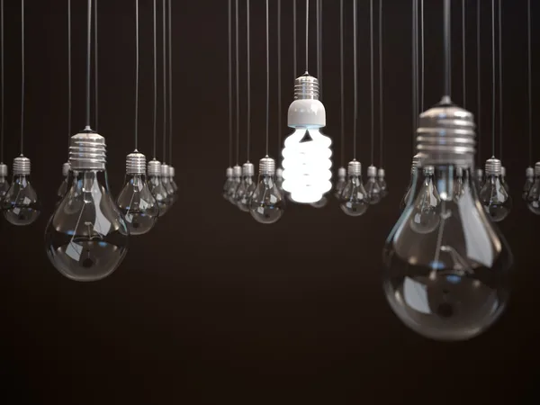 Energibesparande glödlampa. — Stockfoto
