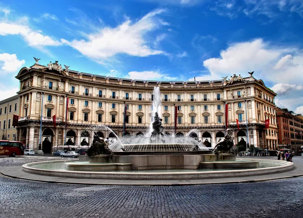 Náměstí Piazza della repubblica — Stock fotografie