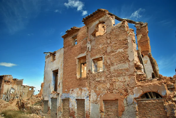 Gebäude zerstört — Stockfoto