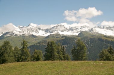 Majestic alpine peyzaj