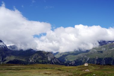 Majestic alpine peyzaj