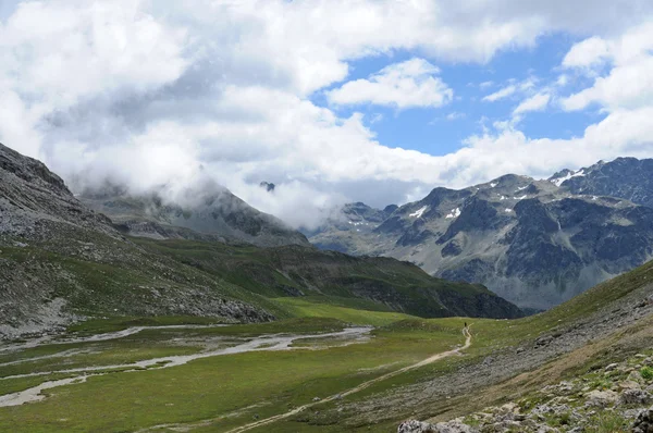 Majestätiska alpina landskap — Stockfoto