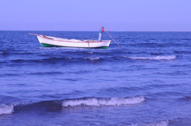 Akdeniz'de Mısır'daki balıkçı teknesi