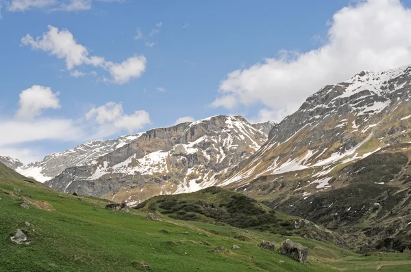 Majestatyczny krajobraz alpejski — Zdjęcie stockowe