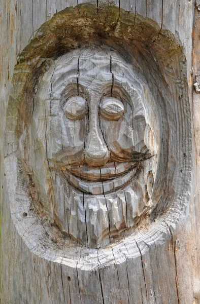 stock image Smiley face carved into a tree