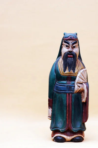 Estátua de madeira de um homem chinês velho — Fotografia de Stock